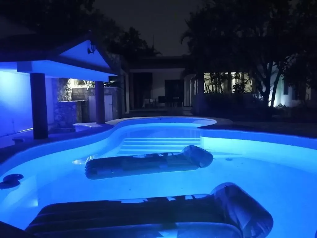 Apartment Espacio Creado Para 3 Personas Con Piscina Merida Mexico